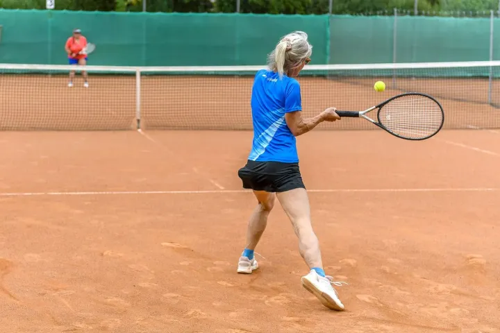 Krainz Vital & Familienhotel - Bad Loipersdorf: Tennis court