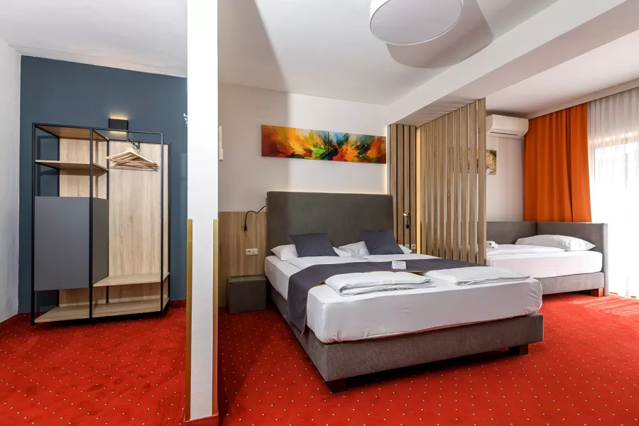 Krainz Vital & Familienhotel - Bad Loipersdorf: Family triple room