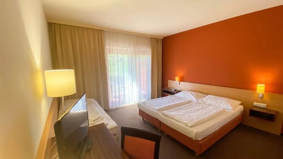 Krainz Vital & Familienhotel - Bad Loipersdorf: Doppelzimmer mit Balkon